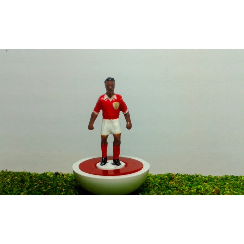 Subbuteo Andrew Table Soccer Benfica Champions Cup Winner 1961-62 on Lightweight bases